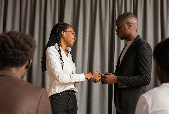 Droits de l’Homme et Engagement Sociétal